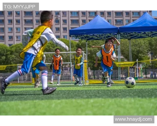 足球明星经典动作模仿大汇演让你重温绿茵场上的精彩瞬间